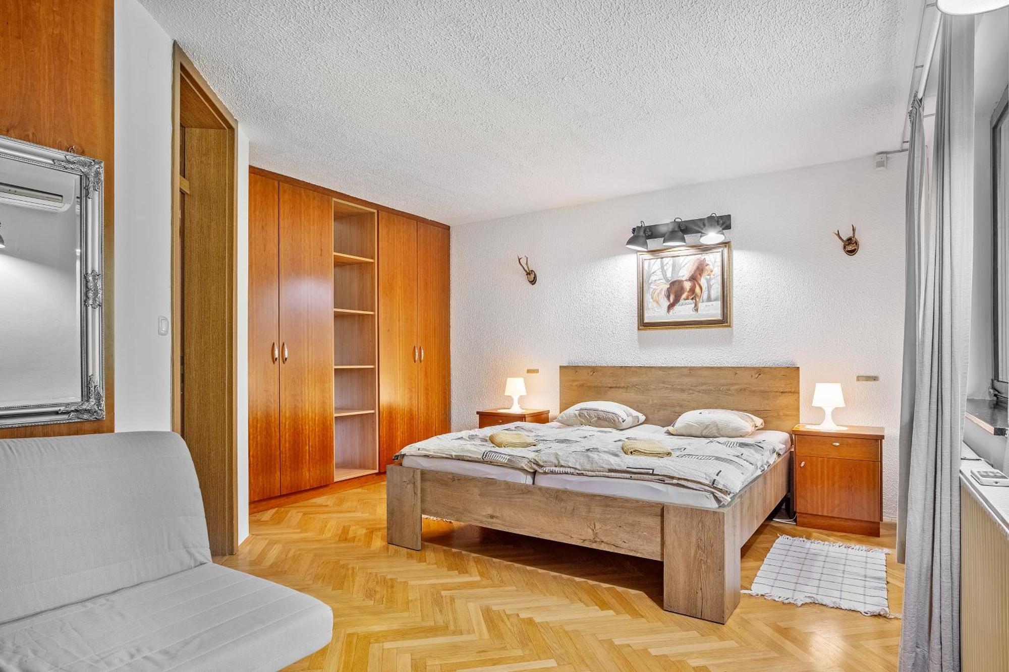 Resort Pod Orehi - Bled - Apartma & Glamping & Savna 외부 사진